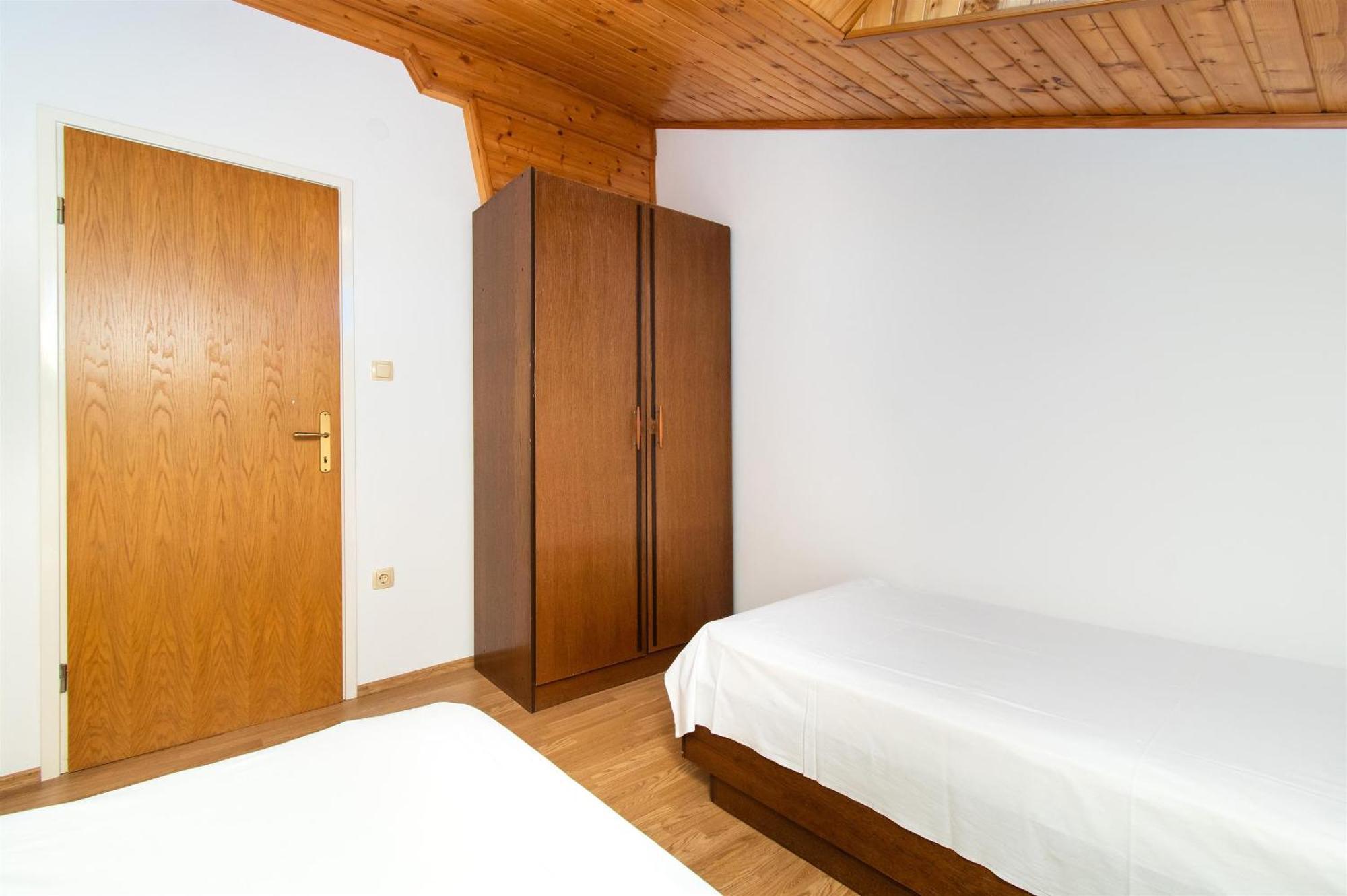Apartments Green Garden Водице Екстер'єр фото