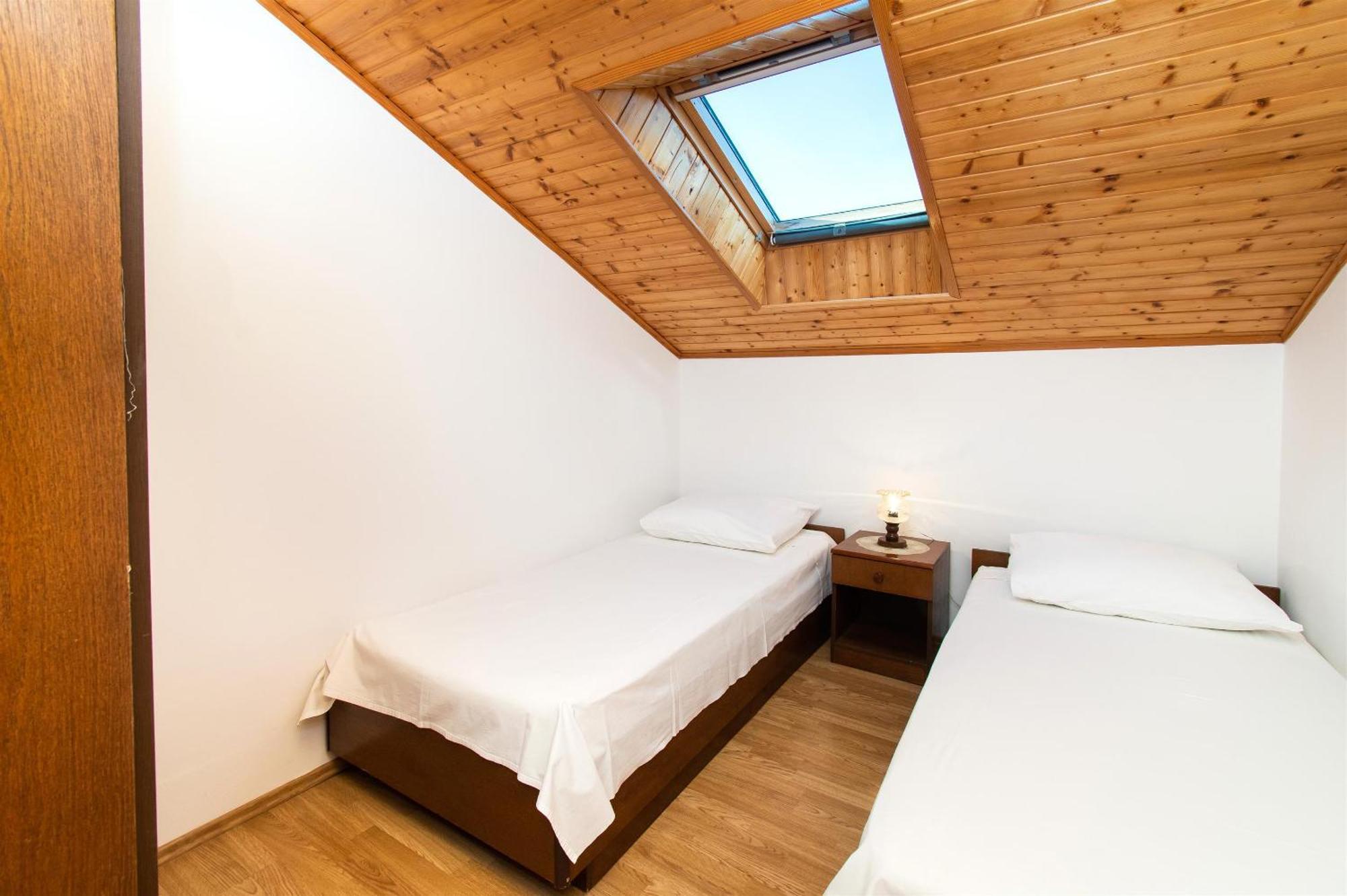 Apartments Green Garden Водице Екстер'єр фото