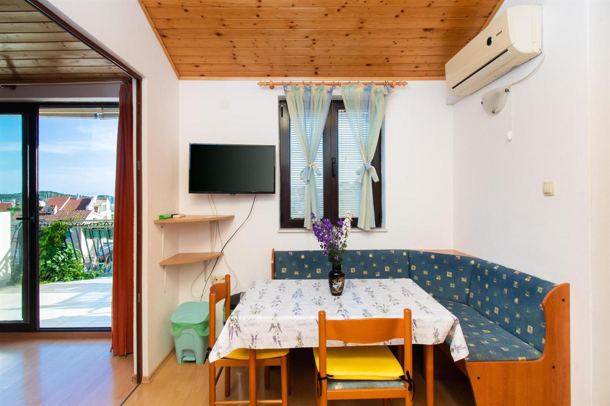 Apartments Green Garden Водице Екстер'єр фото