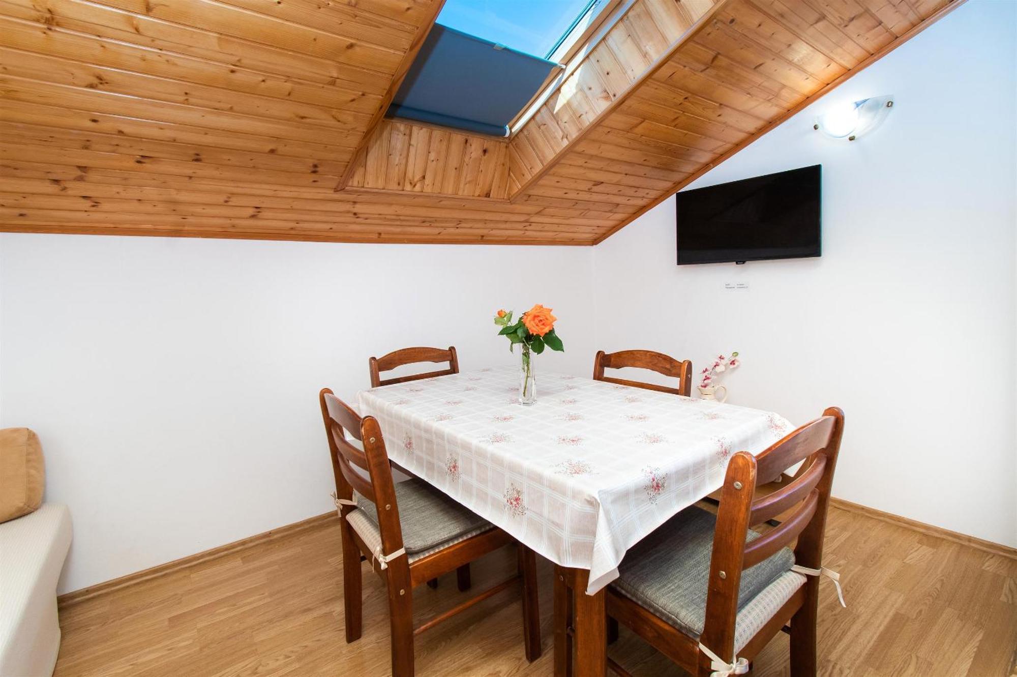 Apartments Green Garden Водице Екстер'єр фото